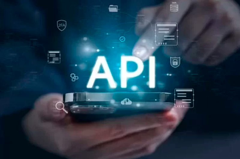 5 Exemplos Práticos de Uso de API em Ambientes Corporativos